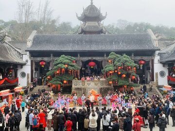 盐都年味里的“曲艺芬芳”