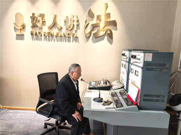 喇叭声里的乡土普法人