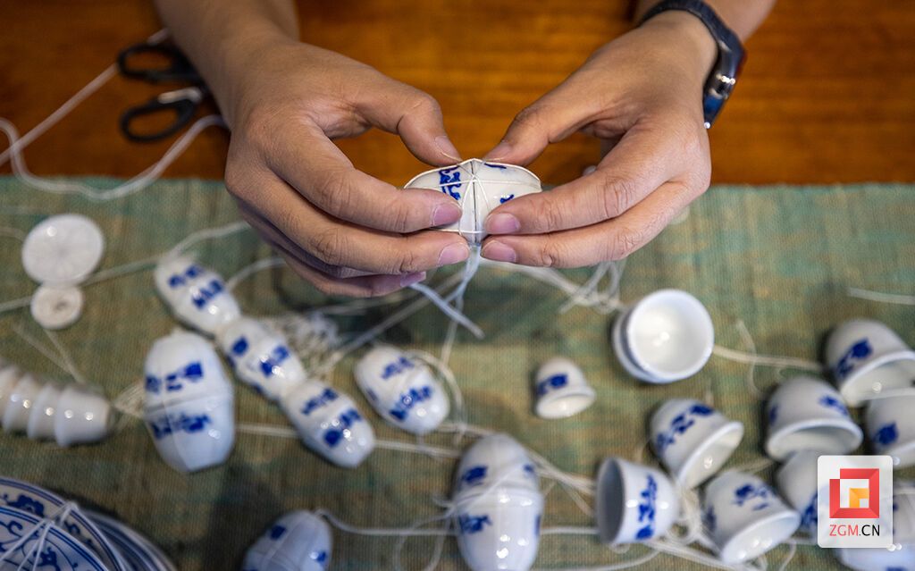 7.單件瓷器捆扎的檢查.jpg