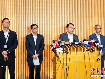 香港大埔火灾已致151死 调查指有人混用未达阻燃标准保护网