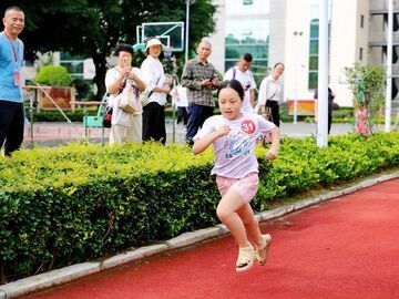 2026年“大兵小将筑国防”四川省青少年国防教育活动自贡赛区选拔赛今日开赛