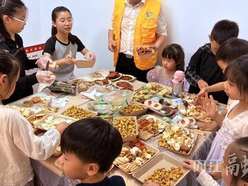 内自同城 | 内江经开区举办“甜城味道团圆宴”活动，老少共赴中秋温情之约