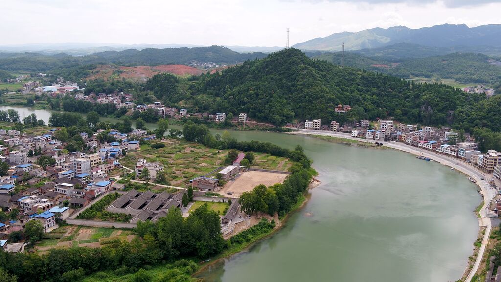 航拍塘田战时讲学院旧址。邵阳日报记者 艾哲 摄
