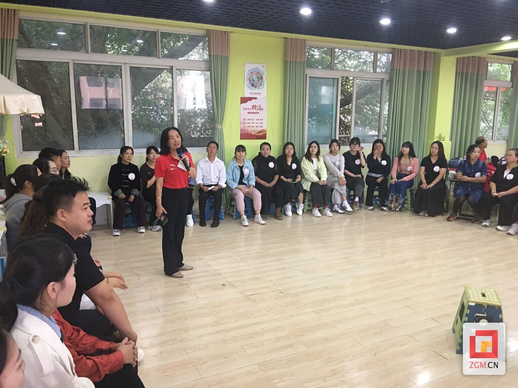 团建环节 记者 陈凡逸 摄.JPG