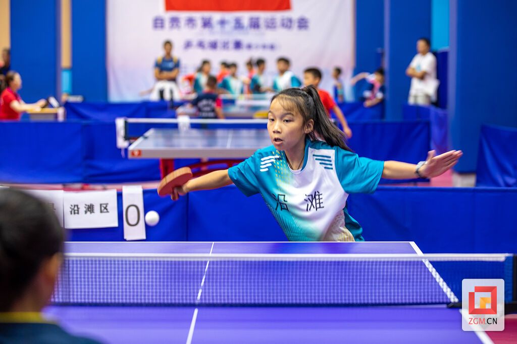 全力以赴 记者 叶卫东 摄.jpg