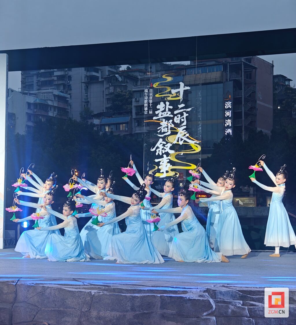精彩节目 张方来 摄.jpg